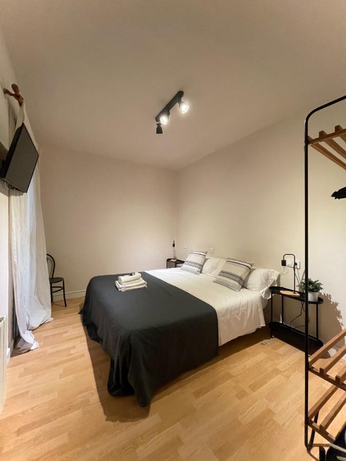 Doppel-/Zweibettzimmer mit Gemeinschaftsbad